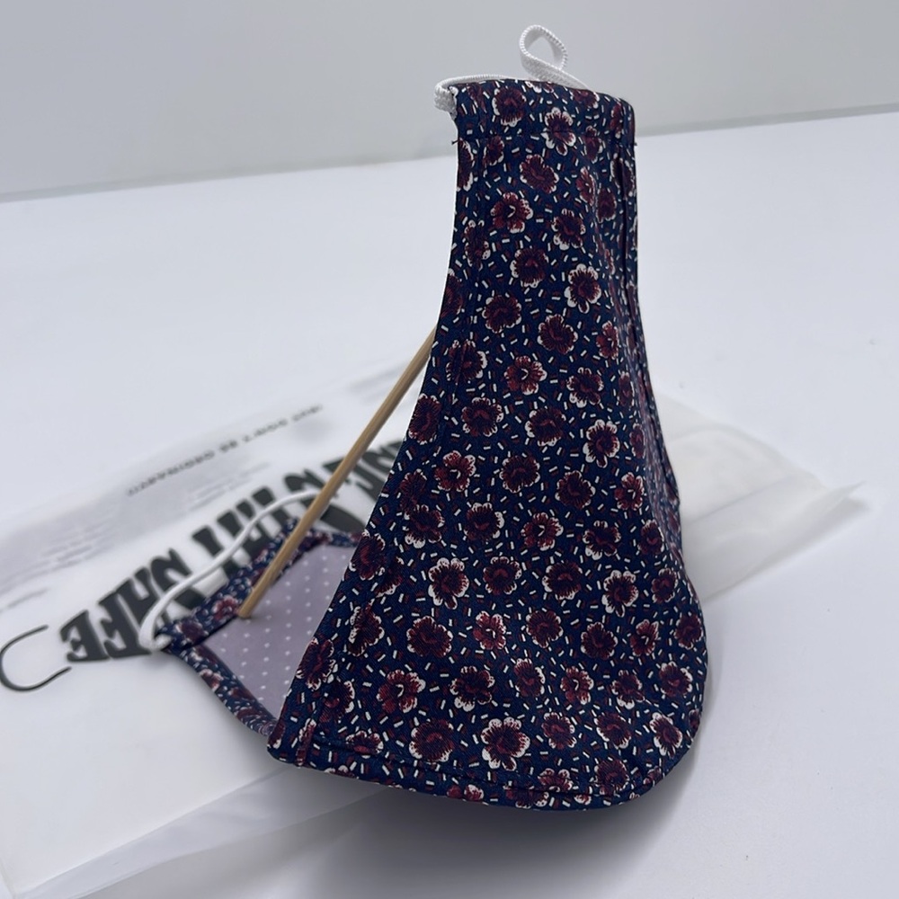 TED BAKER LONDON Reversible Reusable FACE MASK 
NWT 
OS - Picture 11 of 16